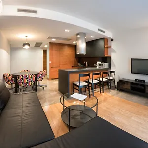 Yourplace Biskupia Old Town דירה